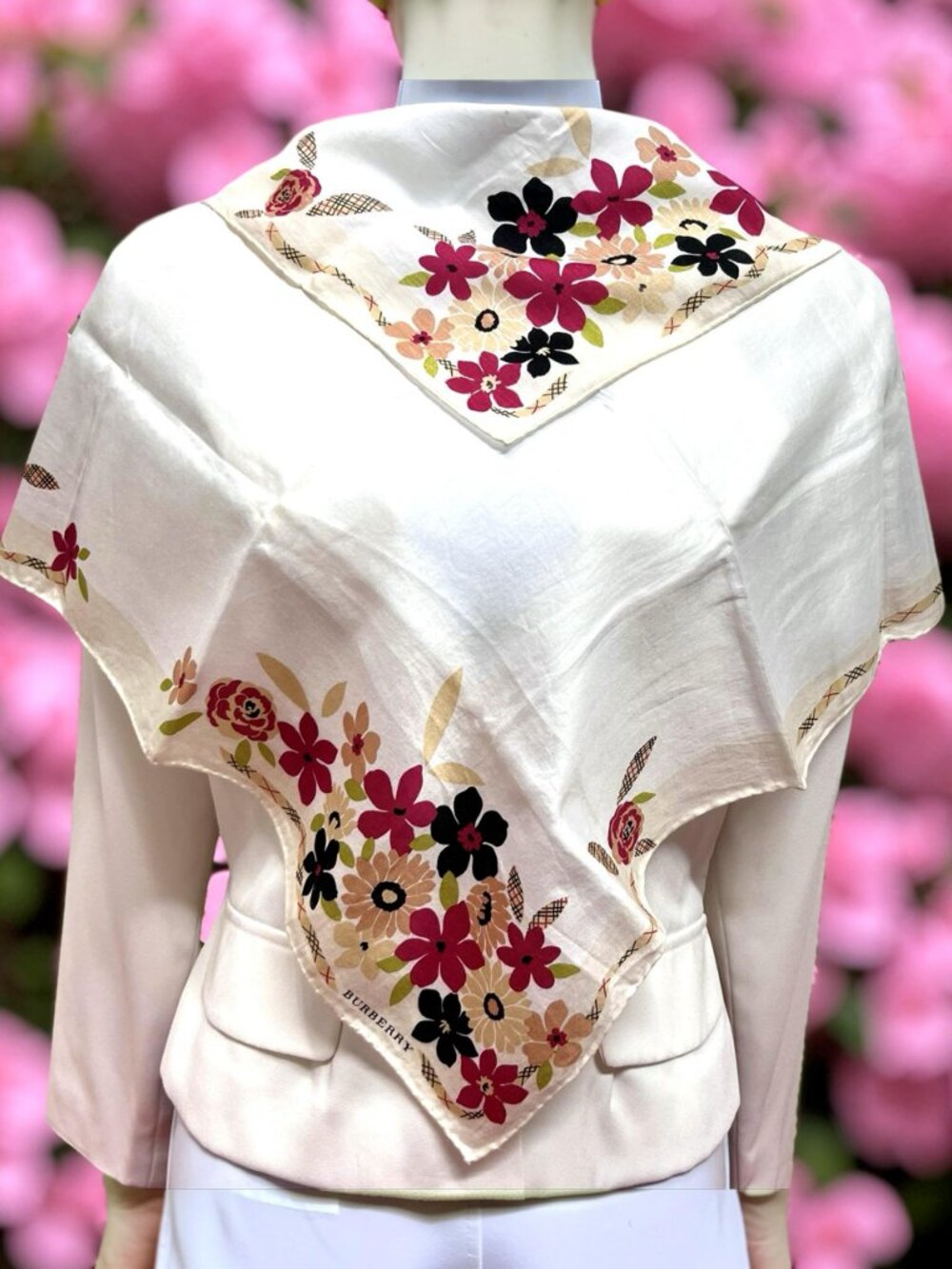 Burberry Neck-kerchief cotton made 22" ivery beige yellow pink red  floral (95